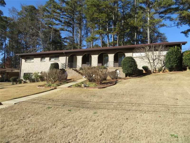 4 bedroom, 1,775 sq ft single family residence sold at 2928 Greenbush Place, Atlanta, GA 30345