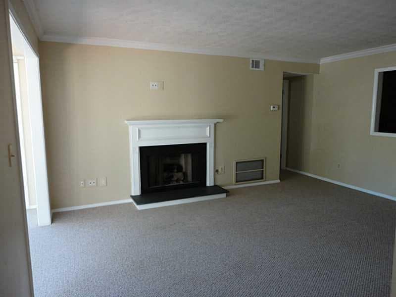 808 Augusta Drive 808, Marietta, GA 30067 — most recent listing photo
