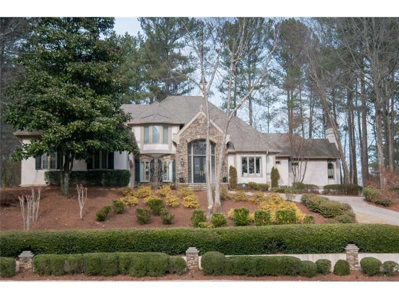 5 bedroom single family residence sold at 905 Tiverton Lane, Alpharetta, GA 30022