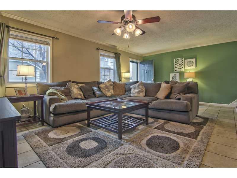 6900 Roswell Road G4, Sandy Springs, GA 30328 — most recent listing photo
