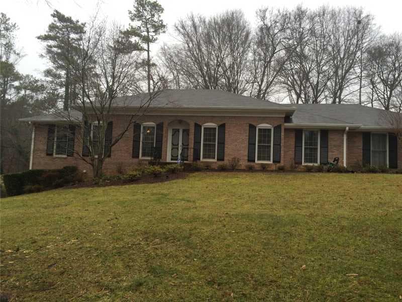 330 Wickerberry Lane, Roswell, GA 30075 — most recent listing photo