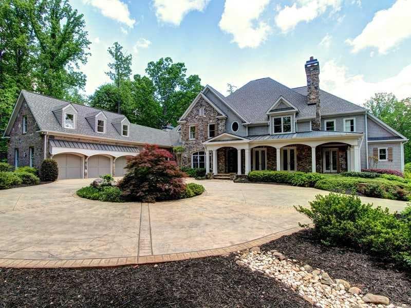 3321 Chimney Lane, Roswell, GA 30075 — most recent listing photo