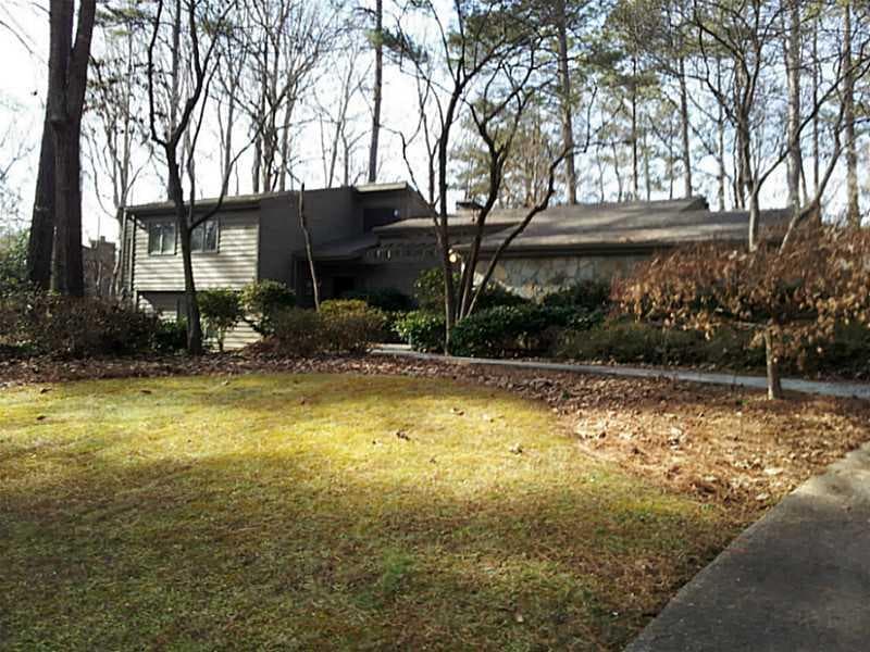 9870 Huntcliff Trace, Sandy Springs, GA 30350 — most recent listing photo