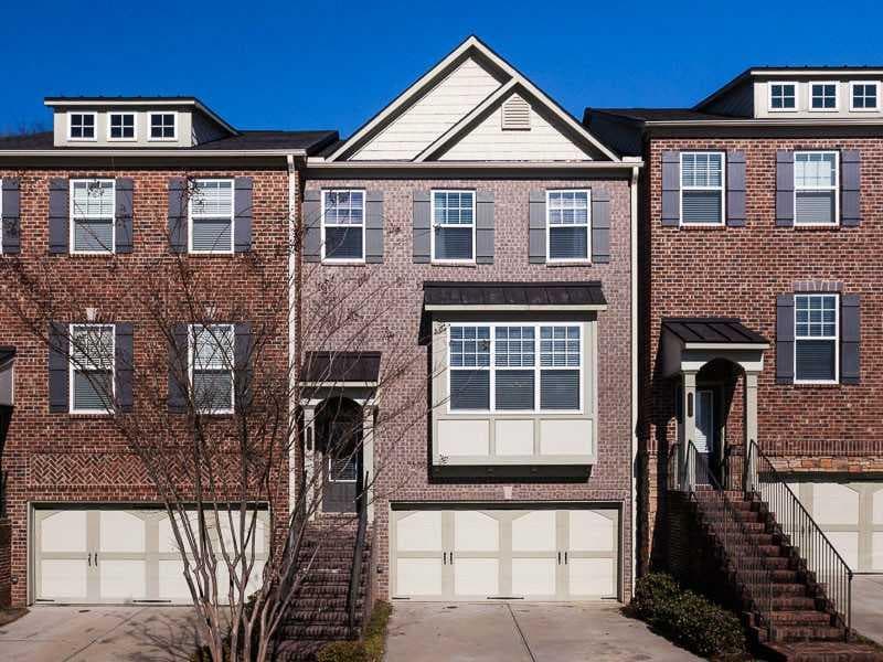 3 bedroom, 2,500 sq ft townhouse sold at 2126 Cobblestone Circle 2126, Brookhaven, GA 30319