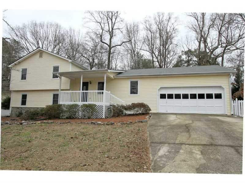 231 Muddy River Road, Lawrenceville, GA 30043 — most recent listing photo
