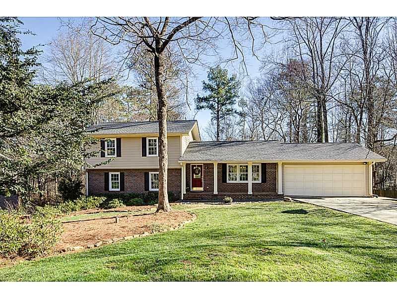 3 bedroom, 2,260 sq ft single family residence sold at 6768 Lockridge Drive, Atlanta, GA 30360
