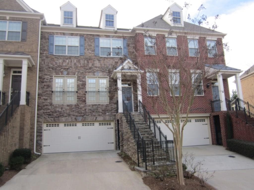 2004 MANCHESTER Way 2004, Roswell, GA 30075 — most recent listing photo