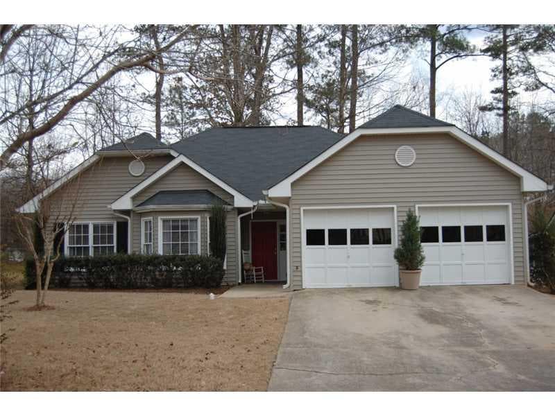 621 Simmons Mine Circle, Sugar Hill, GA 30518 — most recent listing photo