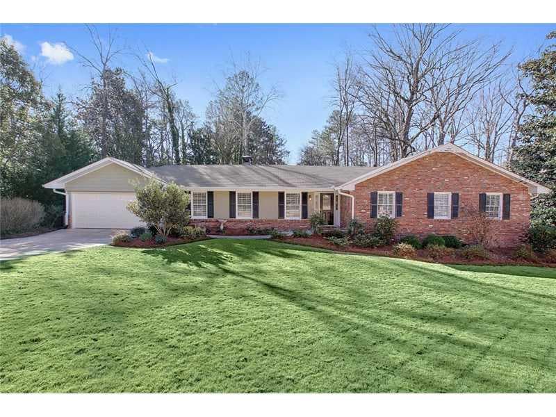 4 bedroom, 2,233 sq ft single family residence sold at 4670 Huntley Drive, Atlanta, GA 30342