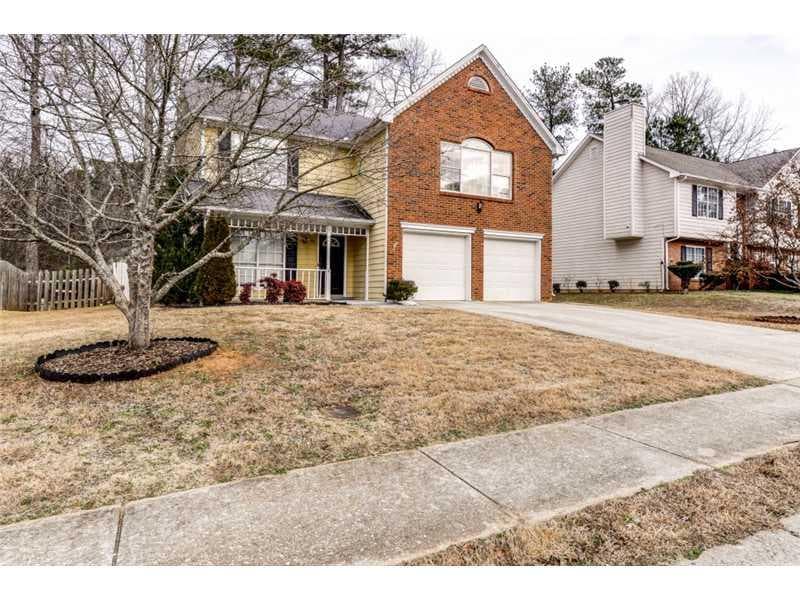 3 bedroom, 1,924 sq ft single family residence sold at 985 Eagle Pointe Drive, Lawrenceville, GA 30044