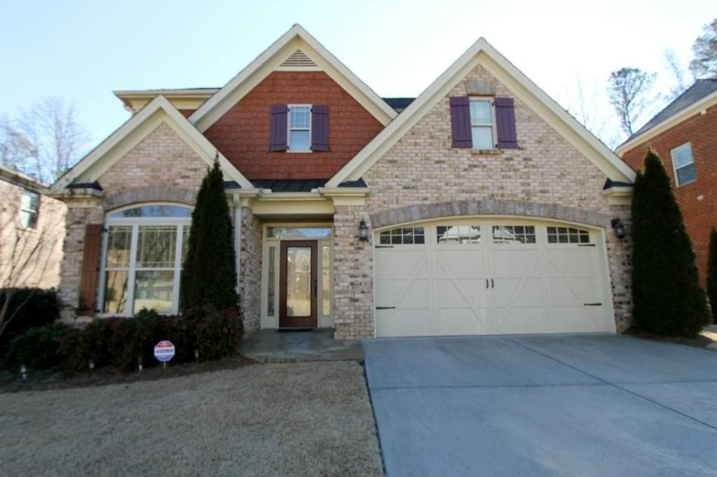 5 bedroom, 3,966 sq ft single family residence sold at 1525 Camden Cove Drive, Cumming, GA 30040