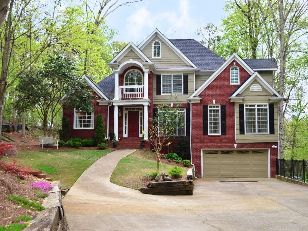 8555 Anchor On Lanier Court, Gainesville, GA 30546 — most recent listing photo