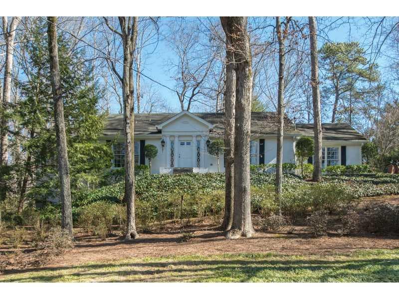 4 bedroom, 2,571 sq ft single family residence sold at 5315 New London Trace, Atlanta, GA 30327