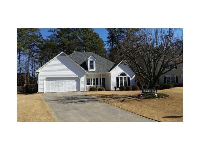 2860 Ivey Oaks Lane, Roswell, GA 30076 — most recent listing photo