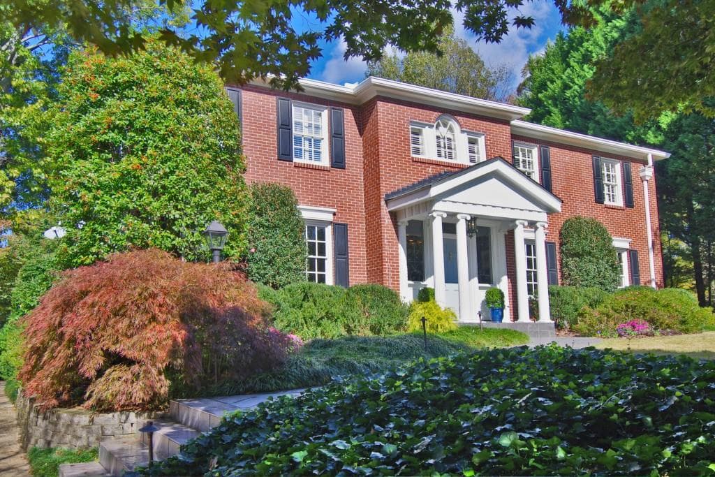 4 bedroom, 3,810 sq ft single family residence sold at 1006 Wildwood Road, Atlanta, GA 30306