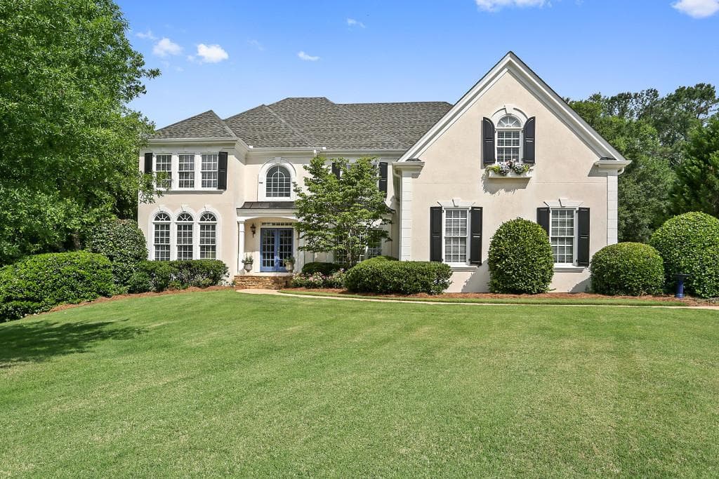 5 bedroom, 4,004 sq ft single family residence sold at 610 Treyburn Manor Drive, Milton, GA 30004