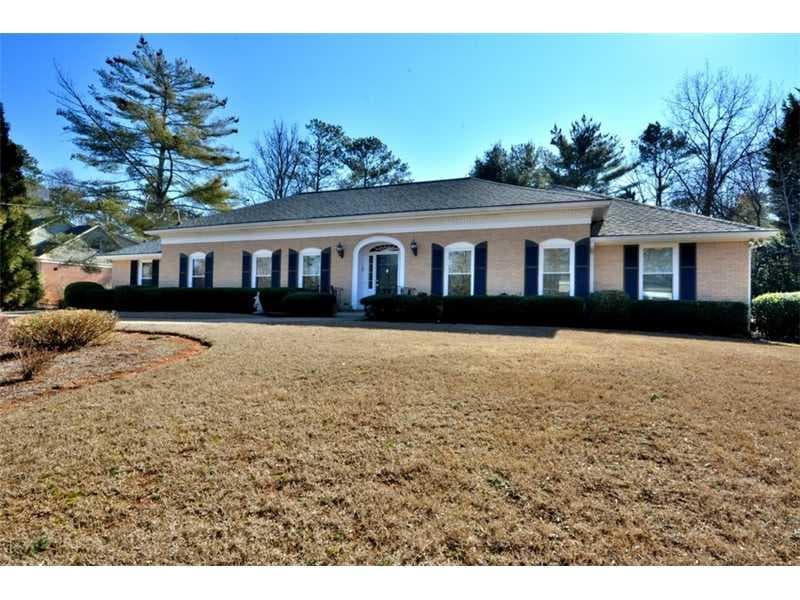 995 The 16th Fairway, Sandy Springs, GA 30350 — most recent listing photo