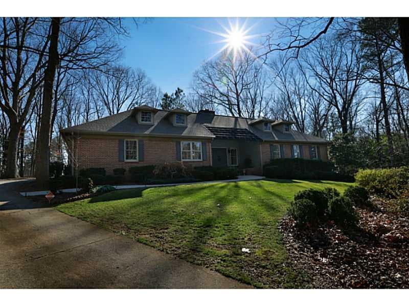 850 Jones Road, Roswell, GA 30075 — most recent listing photo