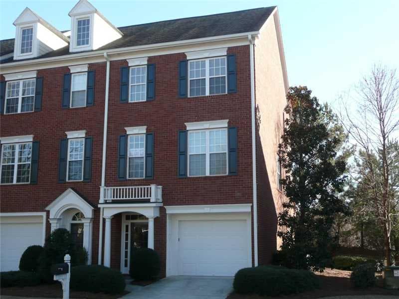 3 bedroom, 2,590 sq ft townhouse sold at 1111 Waters Edge Trail 1111, Roswell, GA 30075