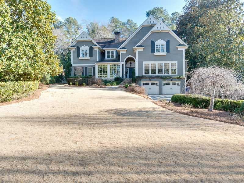 5 bedroom, 4,590 sq ft single family residence sold at 216 Pineland Road, Atlanta, GA 30342
