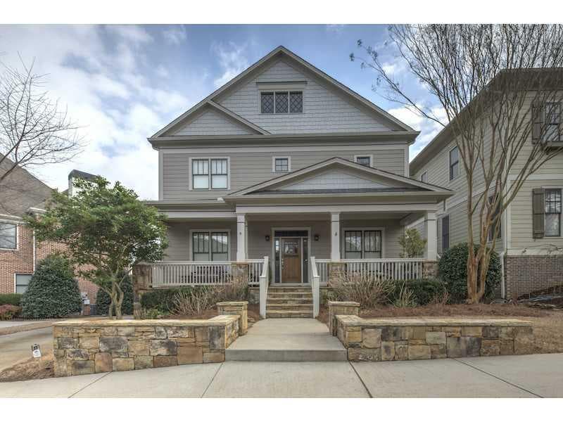 4 bedroom, 3,273 sq ft single family residence sold at 917 Manor Parc Drive, Atlanta, GA 30033