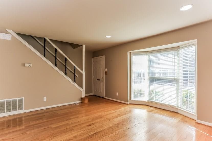 2 bedroom, 1,108 sq ft condominium sold at 136 Peachtree Memorial Drive NJ7, Atlanta, GA 30309
