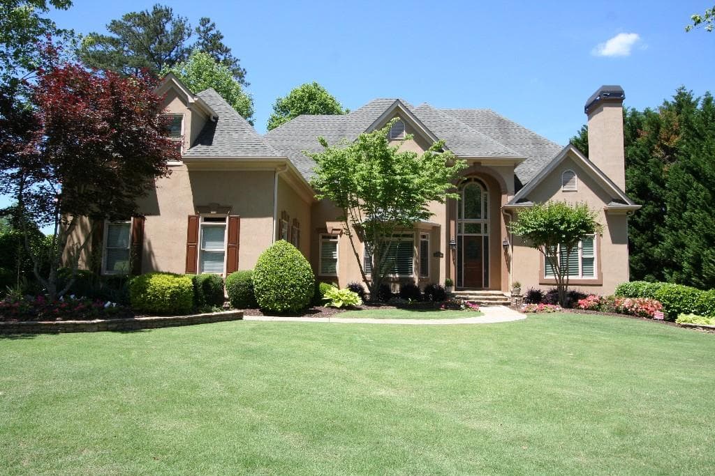 625 Falls Lake Drive, Johns Creek, GA 30022 — most recent listing photo