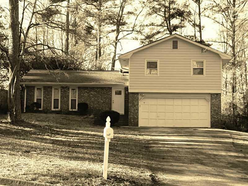 3 bedroom, 1,667 sq ft single family residence sold at 5643 Breezy Court, Lilburn, GA 30047