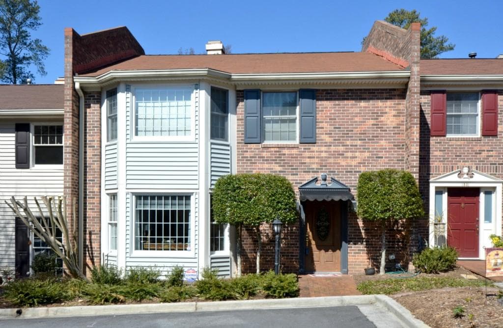 1533 September Chase, Decatur, GA 30033 — most recent listing photo