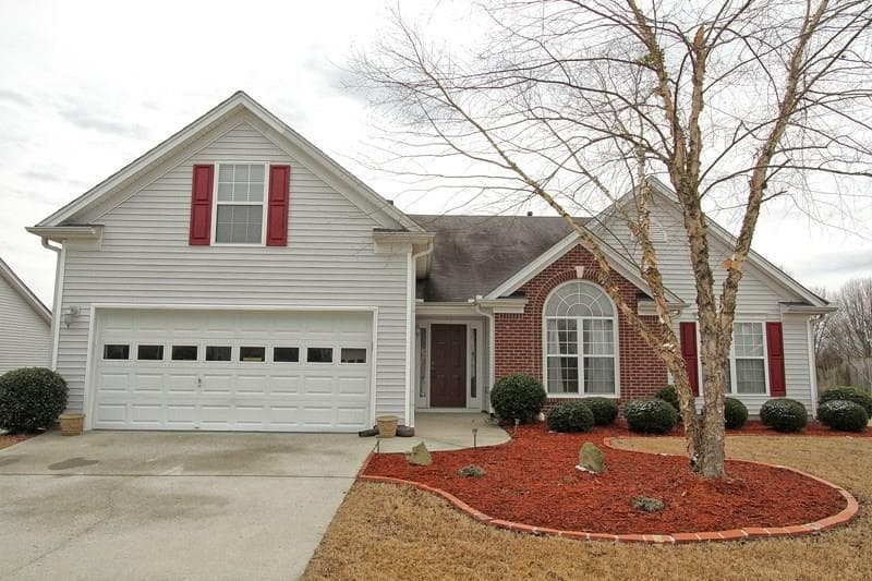 4 bedroom, 2,560 sq ft single family residence sold at 3123 Milloak Court, Buford, GA 30519