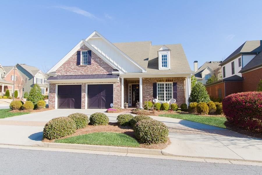 5 bedroom, 3,465 sq ft single family residence sold at 2145 Lafite Square, Smyrna, GA 30080