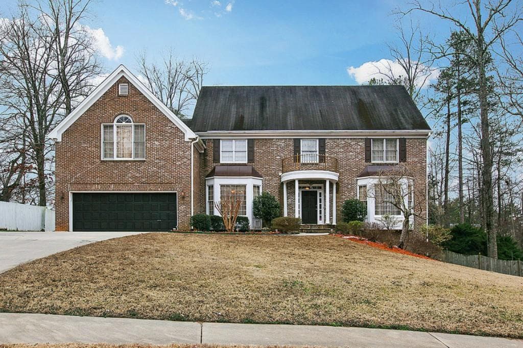 445 Oak Ridge Run, Roswell, GA 30075 — most recent listing photo