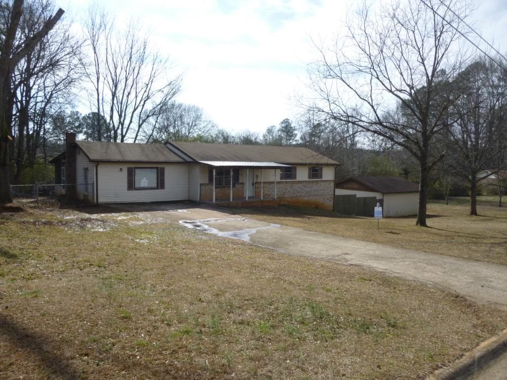8901 Northview Drive, Lithia Springs, GA 30122 — most recent listing photo
