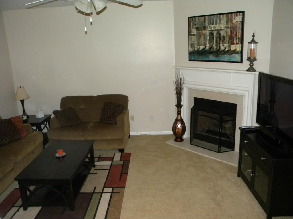 2 bedroom, 1,696 sq ft condominium sold at 1959 Lakeshore Overlook Circle, Kennesaw, GA 30152