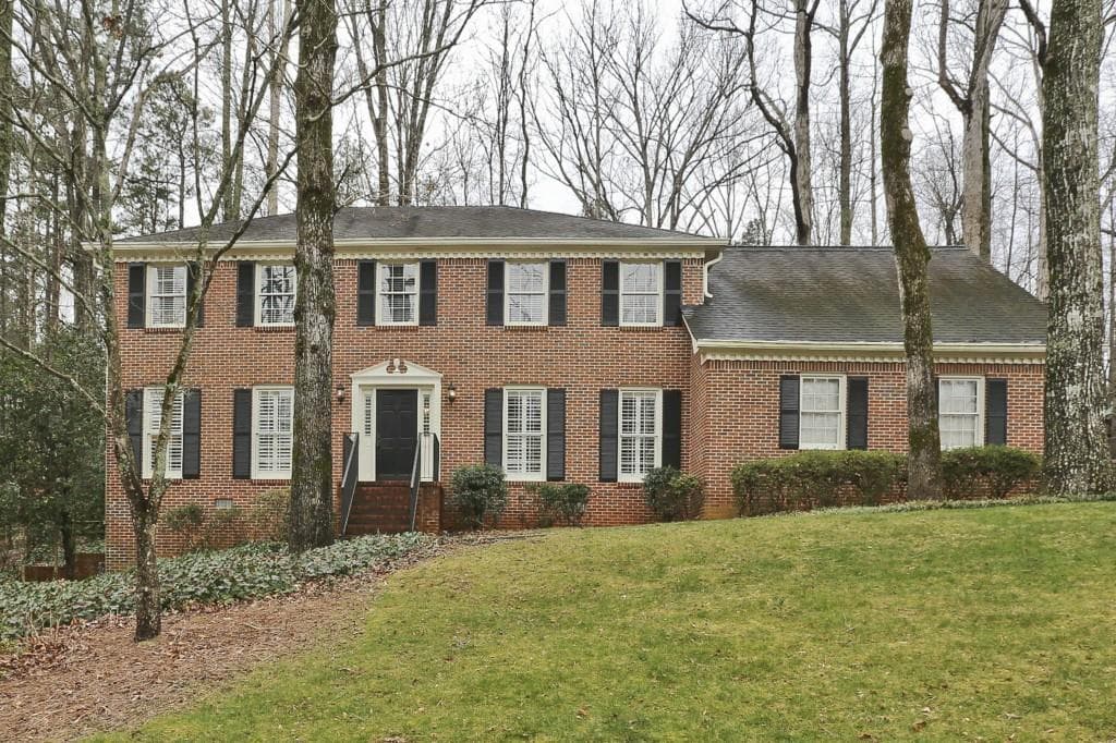 5642 Bunky Way, Dunwoody, GA 30338 — most recent listing photo
