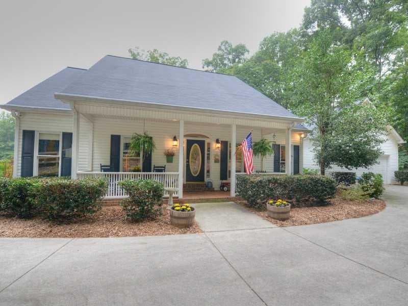 2205 Hickory Hill Road, Alpharetta, GA 30004 — most recent listing photo