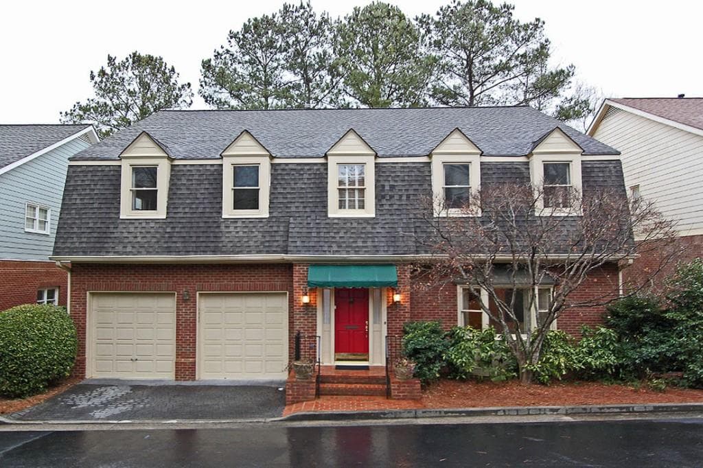 4 bedroom, 4,674 sq ft single family residence sold at 3833 COURTYARD Drive, Atlanta, GA 30339