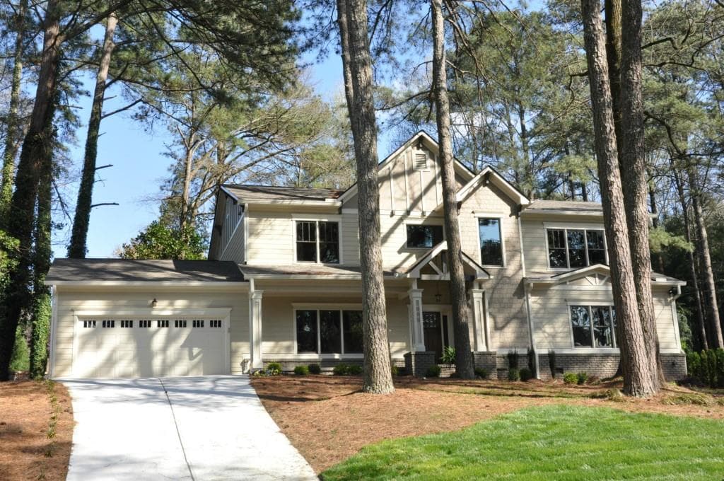 5 bedroom, 3,450 sq ft single family residence sold at 1995 Silvastone Drive, Atlanta, GA 30345