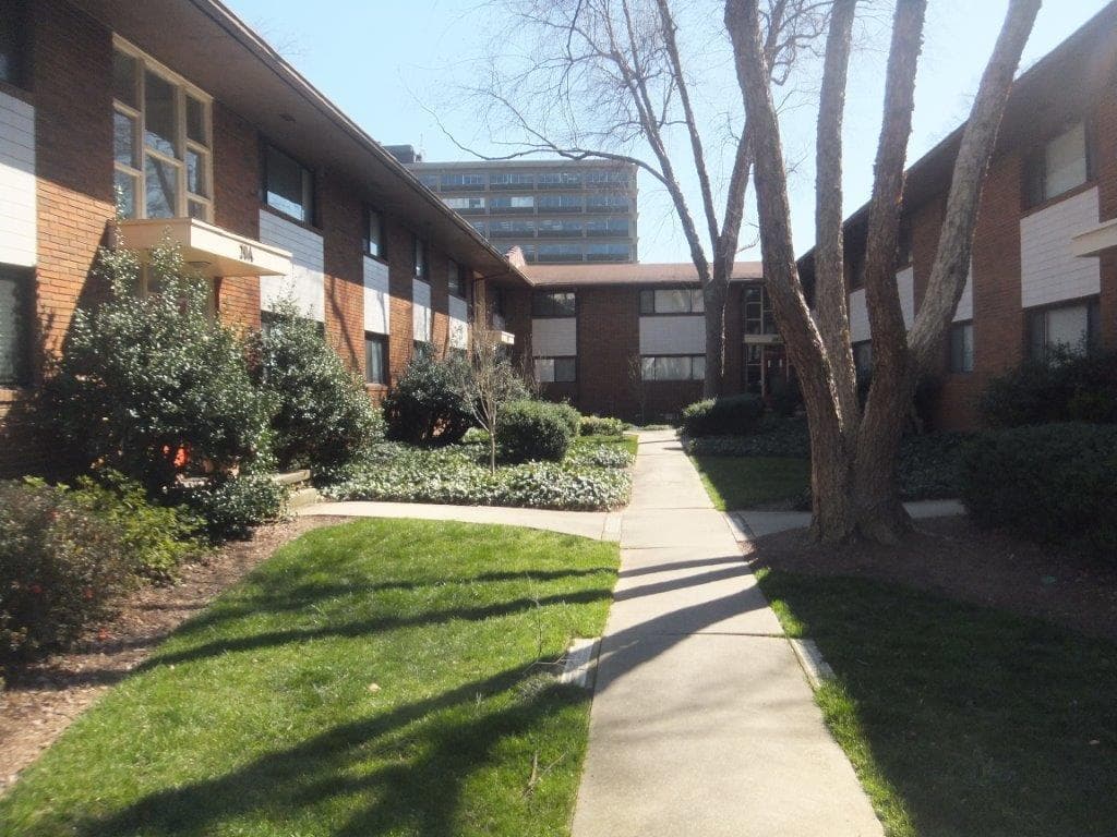 1 bedroom, 738 sq ft condominium sold at 10 NW 26th Street E4, Atlanta, GA 30309