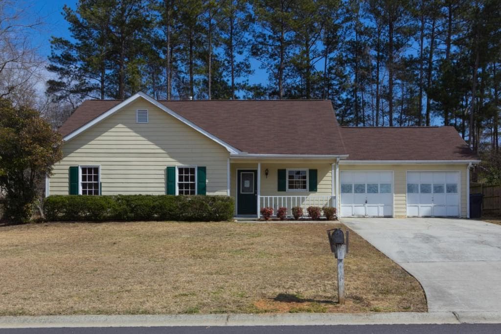 4098 Tara Court, Loganville, GA 30052 — most recent listing photo