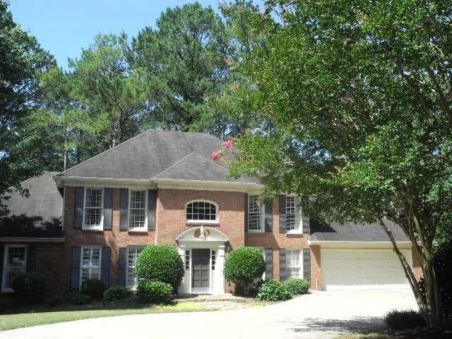 410 FALLEN LEAF Lane, Roswell, GA 30075 — most recent listing photo