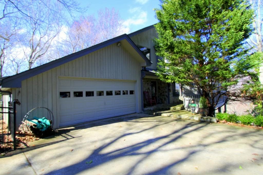164 Starcross Lane, Jasper, GA 30143 — most recent listing photo