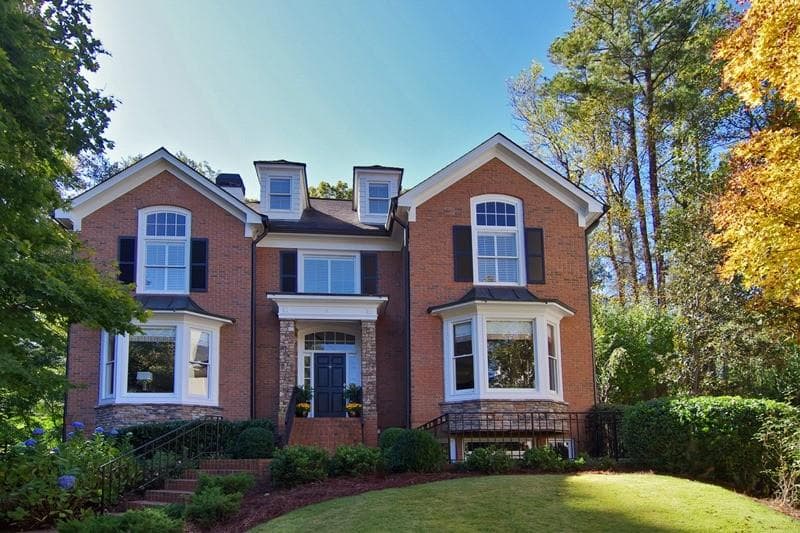 6 bedroom, 5,884 sq ft single family residence sold at 1870 Windham Park, Atlanta, GA 30324