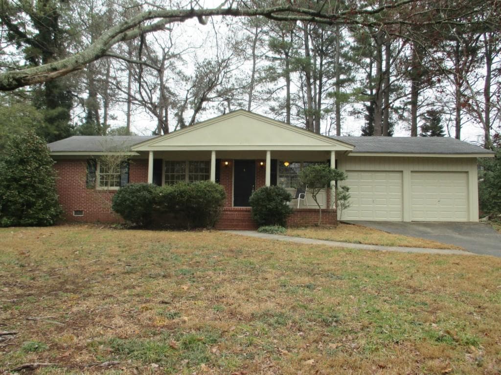 3 bedroom single family residence sold at 3213 Westmart Lane, Atlanta, GA 30340