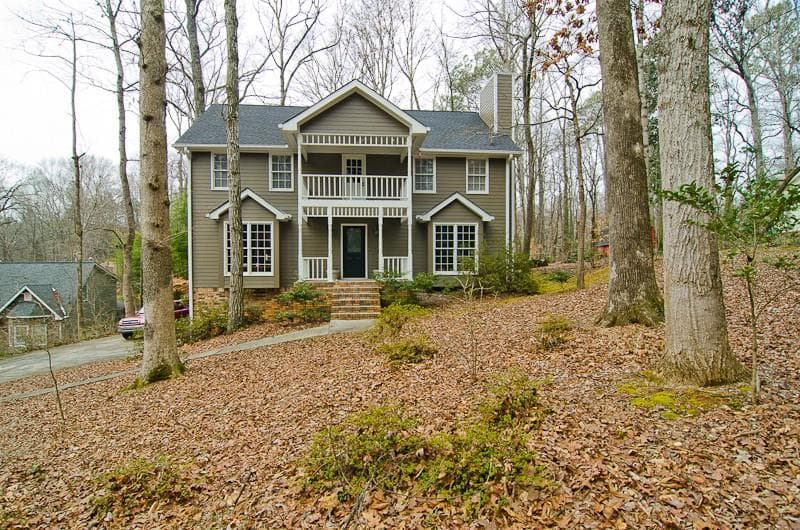 3 bedroom, 2,642 sq ft single family residence sold at 3390 Pretty Branch Drive, Smyrna, GA 30080