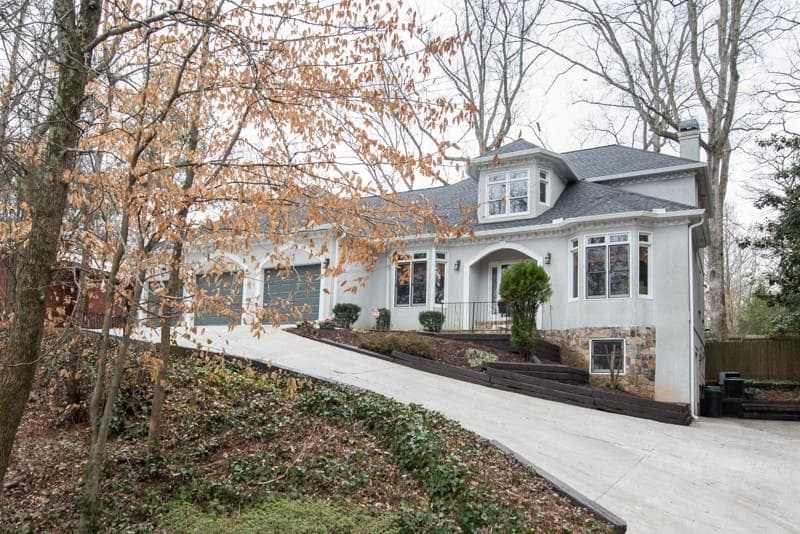 4 bedroom, 4,566 sq ft single family residence sold at 1721 Coventry Place, Decatur, GA 30030