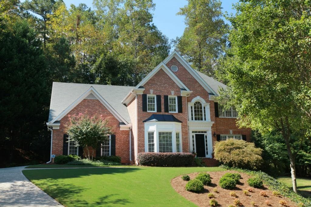 9890 Hunt Club Way, Alpharetta, GA 30022 — most recent listing photo