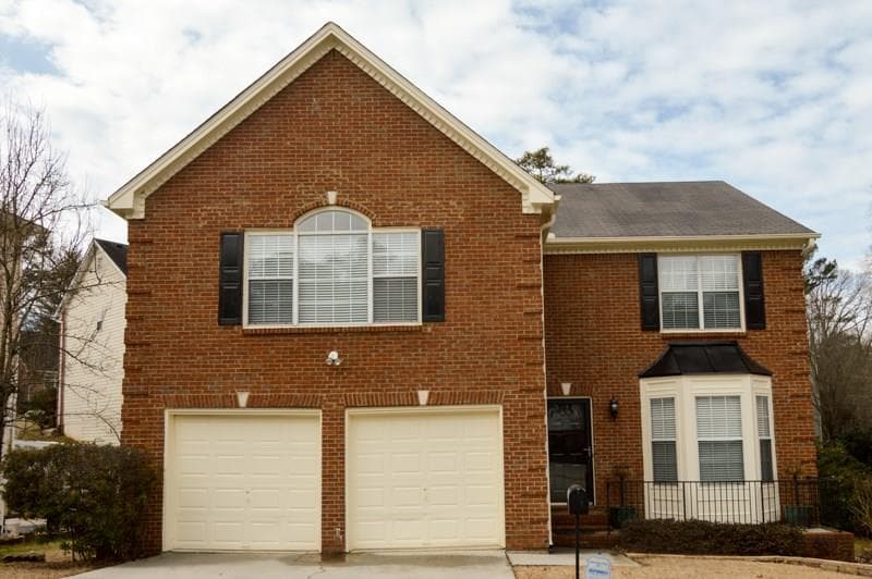 3 bedroom, 2,440 sq ft single family residence sold at 1422 Brookside Manor Court, Tucker, GA 30084