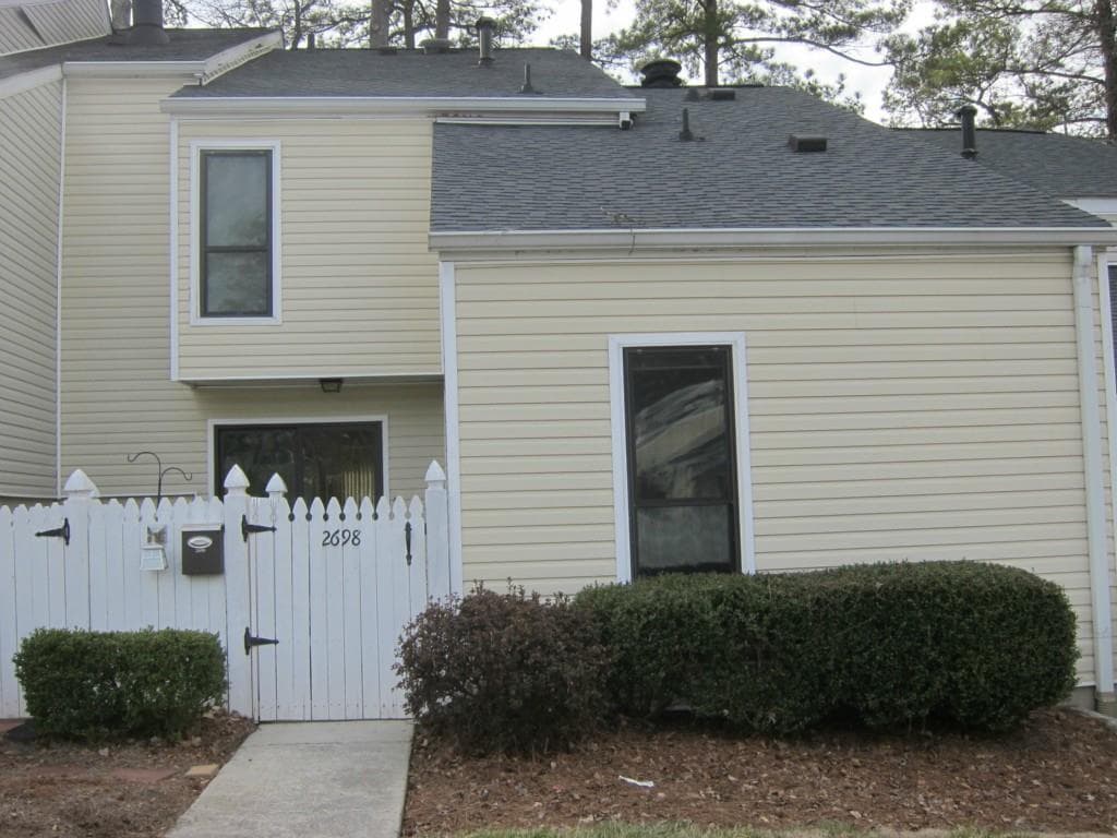 2698 GREENTREE Drive 2698, Marietta, GA 30067 — most recent listing photo