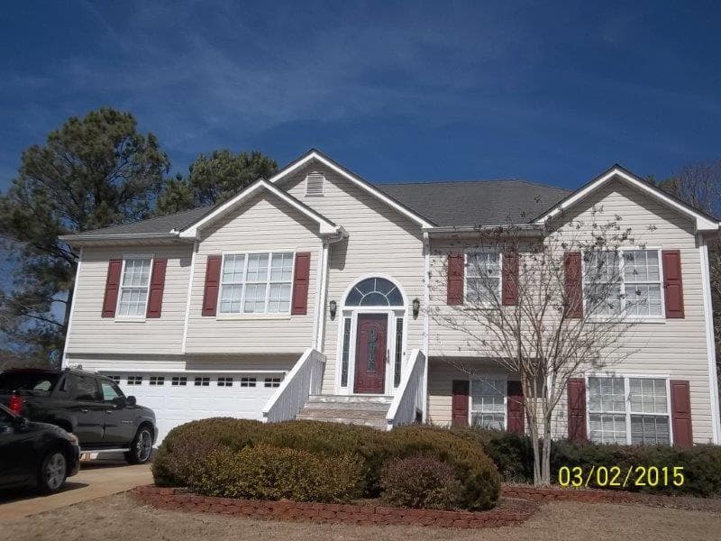 5 bedroom, 2,193 sq ft single family residence sold at 285 CHESTNUT Drive, Covington, GA 30016
